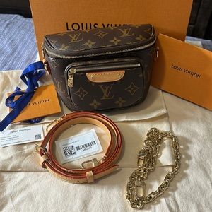 LOUIS VUITTON MINI BUMBAG